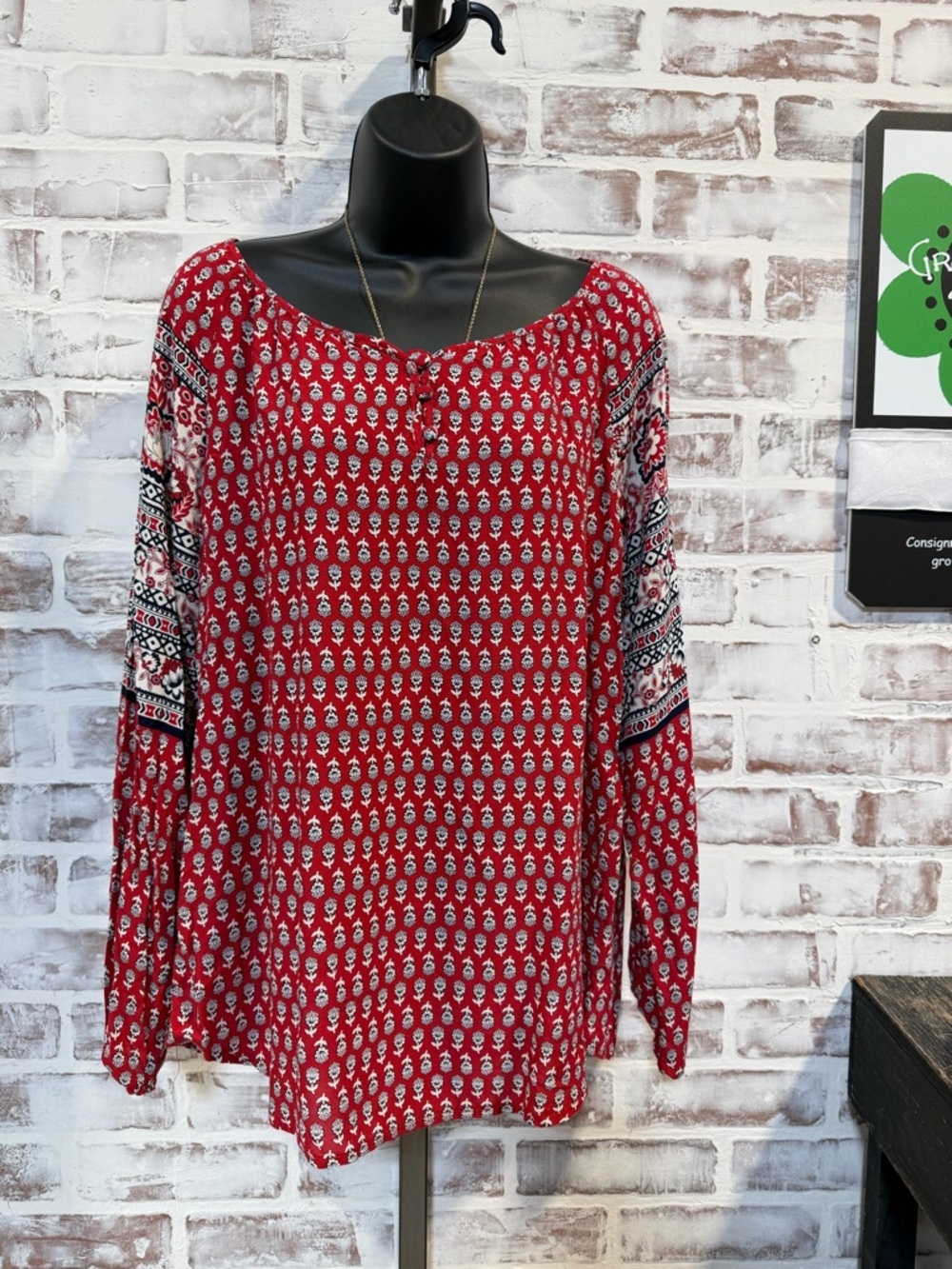 Dress Barn Red Printed Long-Sleeve Top medium